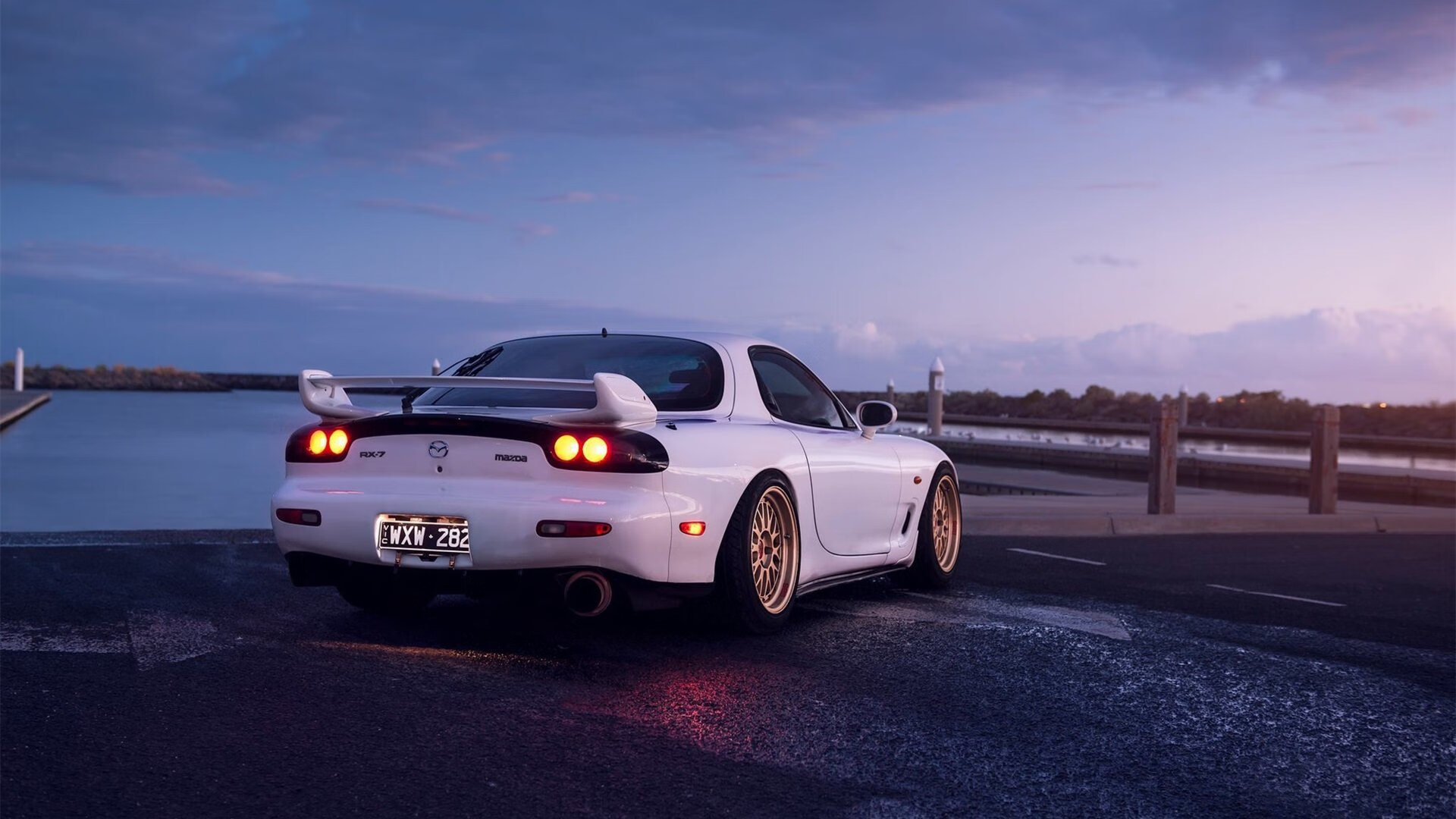 英超巅峰对决:精彩对攻,场场震撼!,英超巅峰时期