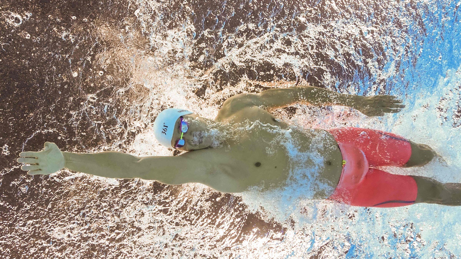 开yun官网-2018年季后赛：库里百发百中的远距离三分，打破多项NBA历史纪录，库里2018总决赛数据统计